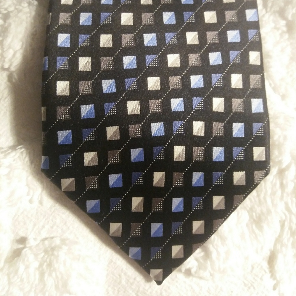 Men's Skyscraper Window Tie